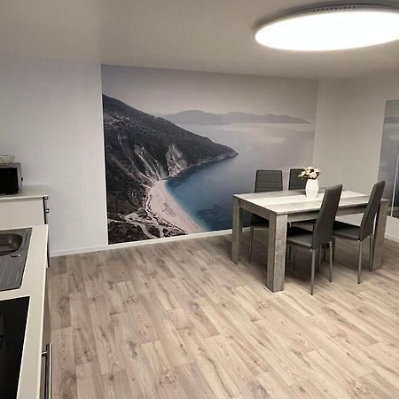 ヴェルメルスキルヒェZuhause Bei Zampichアパートメント エクステリア 写真